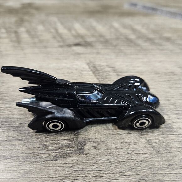 Hot Wheels Batman Forever Batmobile DC Comics Diecast 1/64 Mattel Loose Toy Car - Picture 3 of 6